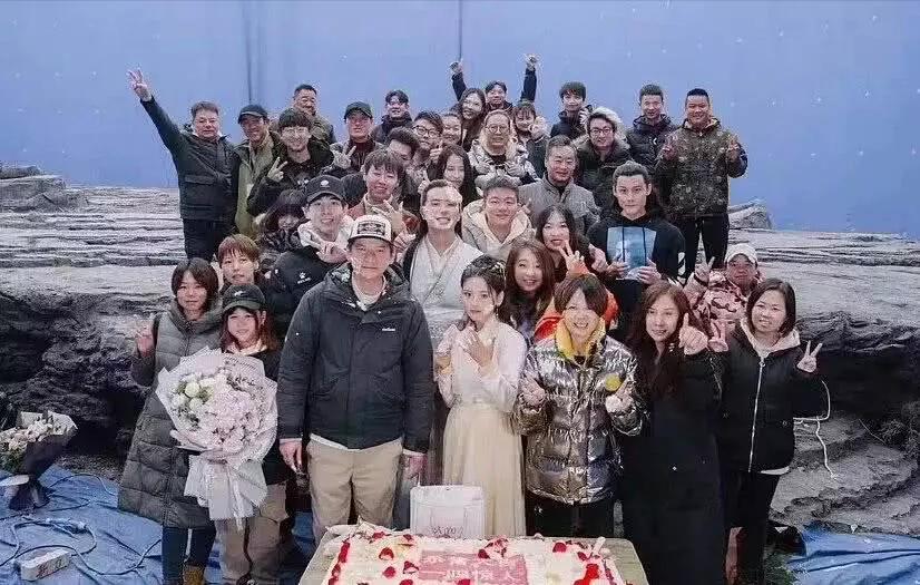且听凤鸣杀青开播还会远吗杨超越和徐开骋这组cp你磕吗