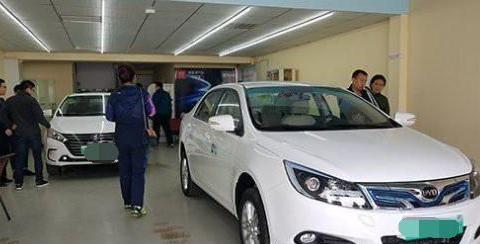4S销售“套路”预警，买车时若听到“这三句话”，千万提高警惕