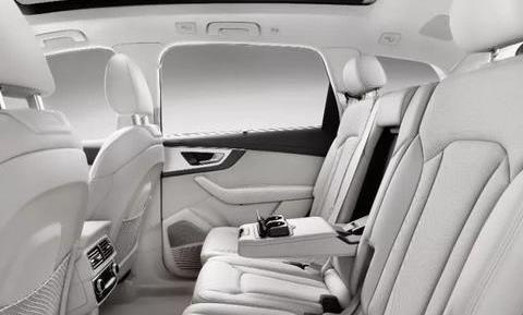 汽车后排中间地板隆起有好处吗？看完这些你就知道