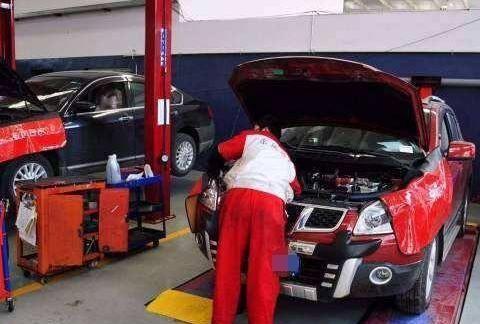 车主快看，汽车保养需不需要去4S店做？这篇文章来给你答案！