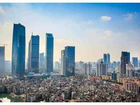 广东90后女富豪，如今身价超500亿，车库如跑车车展