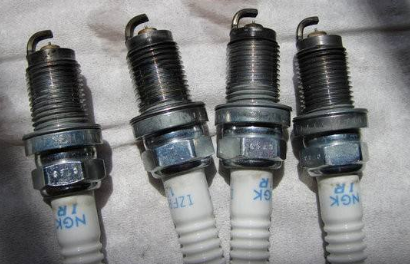 火花塞多少公里换一次