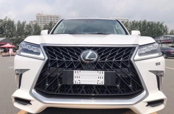 160万元买到凌志LX570,赠送了缩小版同款儿童车