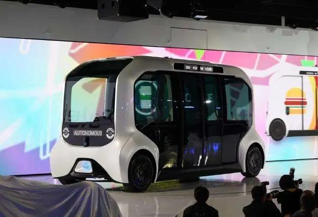 谁将主宰未来新能源汽车:氢燃料电池 or 固态锂电池?