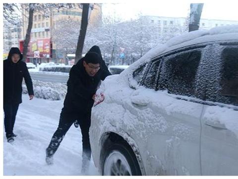 养又养不起，卖又卖不掉，新能源车主哭诉：买了一个“电动爹”！