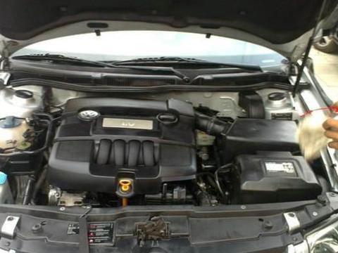 90%汽车自燃由发动机引起，这些机舱清洗技巧值得收藏