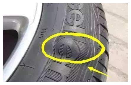 汽车轮胎的寿命是多久？看完这几点你就清楚了，别以为不坏就不换