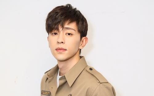 拼“干爹”从小开始,看到这些萌娃的干爹,网友:仿佛输在起跑线