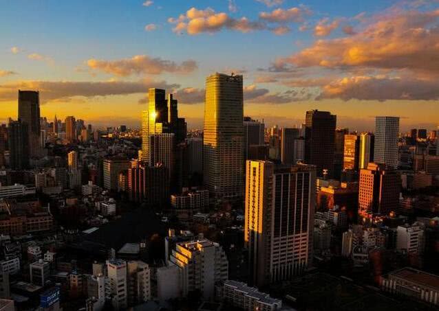 上海比纽约gdp_上海GDP接近4万亿,金融交易超2200万亿元,全力追赶纽约