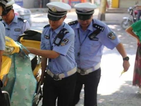 禁摩托车限制电动车，老百姓出行成问题，专家一句话惹怒众人