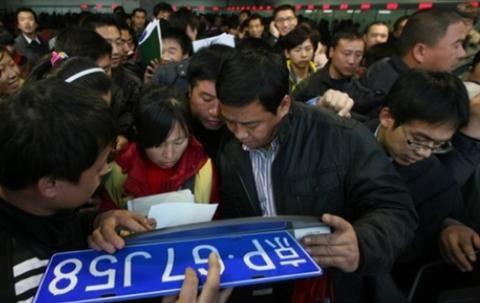 大家摇上号了吗？超46万人轮候！北京新能源车指标申请或再等9年