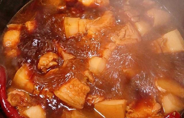 分享肉夹馍的做法,从卤肉到烙馍,配方和技巧都教给你,收藏了