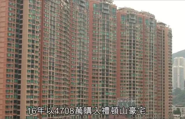 洪欣张丹峰恩爱合体,重修旧好逛街血拼,小富婆彻底击退小三!