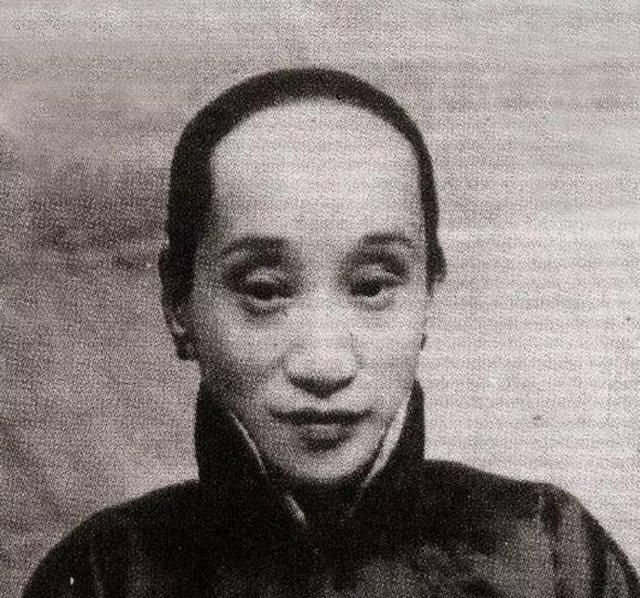 都说鲁迅愧对家中糟糠妻，看完许广平照片