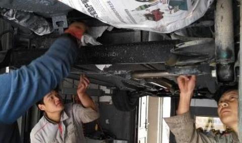 汽车有哪些保养时可以自己做的？学会这3招，每年能省上千块