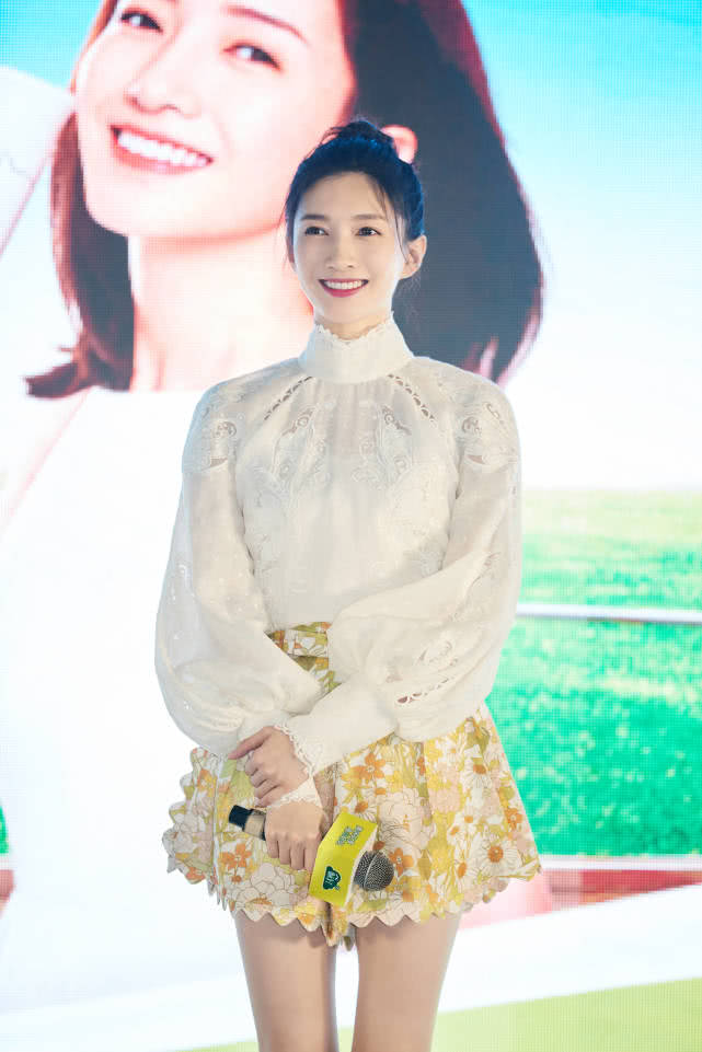 都说江疏影不扛剧,但《孤城闭》这部剧应该不会差了吧? 都说江疏影不扛剧,但《孤城闭》这部剧应该不会差了吧?