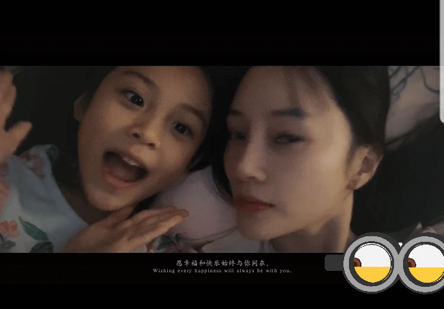 李小璐深夜和甜馨依偎在一起,获女儿甜蜜一吻称是最幸福时刻