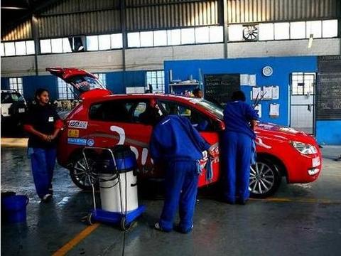 最不应该在4S店做的8个“保养”！真是浪费时间、浪费钱！