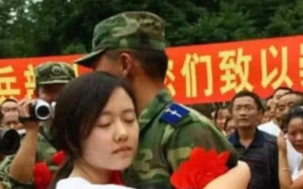 汶川地震中19歲軍人救下12歲女孩，承諾十年后娶她