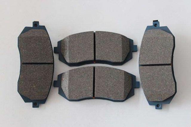 踩刹车听到“吱吱”响，换刹车片还是刹车盘？别等浪费钱才知道