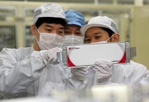 韩媒：韩国三家电池厂商全球市场占有率首次突破30%