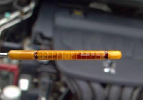 都认为5000公里换一次机油，1万公里不换有啥影响？看完就懂了