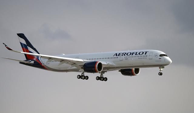 A350~900~304N,737~700~5807 空客向俄罗斯航空交付首架以作曲家柴可夫斯基命名的a350-900飞机.