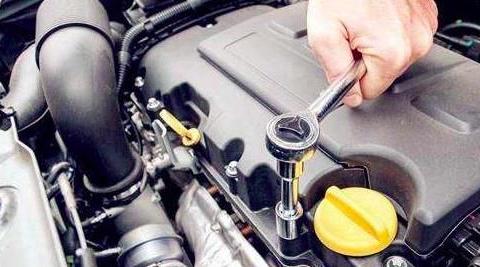 都是陷阱没有馅饼，4S店维修保养真相大揭秘，大家要擦亮眼睛啊