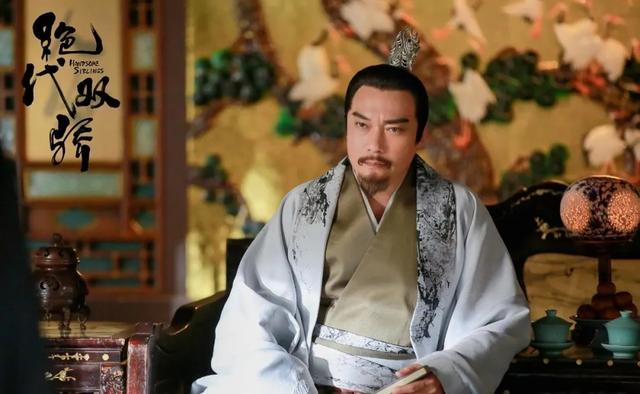 苏岩罗嘉良: 与前妻相守28年的罗嘉良,为什么转身就娶了小自己12岁的苏岩? 与前妻相守28年的罗嘉良,为什么转身就娶了小自己12岁的苏岩?