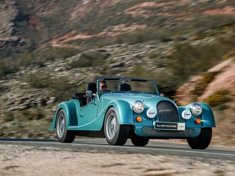 复古造型/宝马2.0T发动机 全新一代摩根Plus 4发布