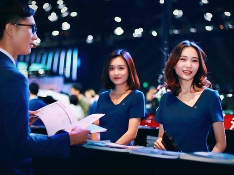 来看车展到底有哪些人，都是来买车的吗，了解真相后才明白