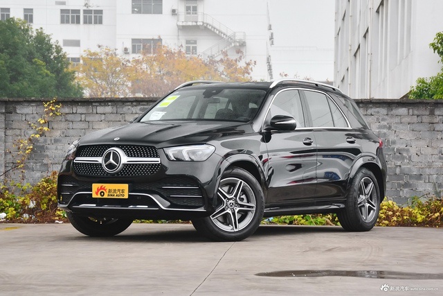 2021款奔驰GLE级450 4MATIC 时尚型