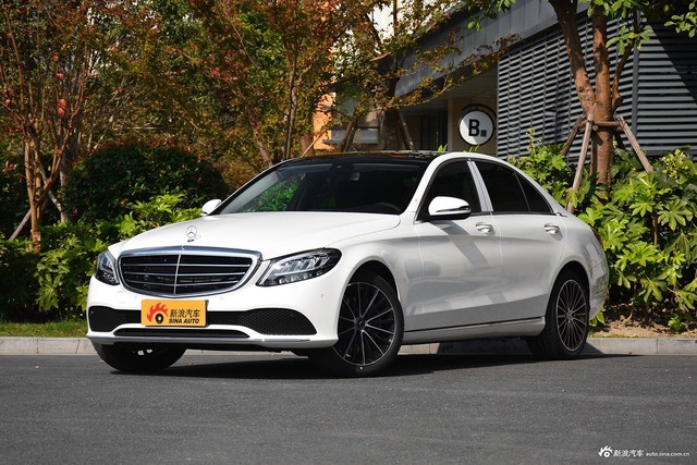 2021款奔驰C级C 260 L