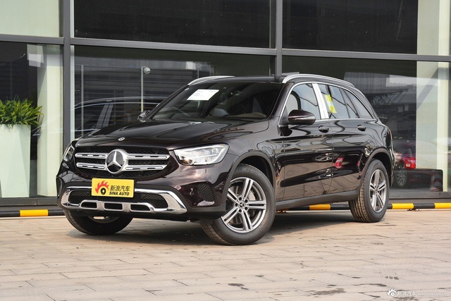 2021款奔驰GLC 260 L 4MATIC 动感型