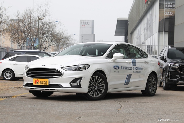 2020款蒙迪欧2.0T自动豪华型EcoBoost 200