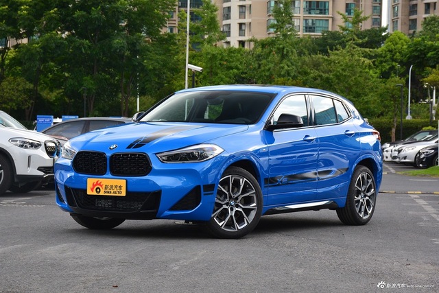 2021款宝马X2 改款 sDrive25i 曜夜版
