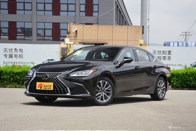 2021款雷克萨斯ES200 卓越版