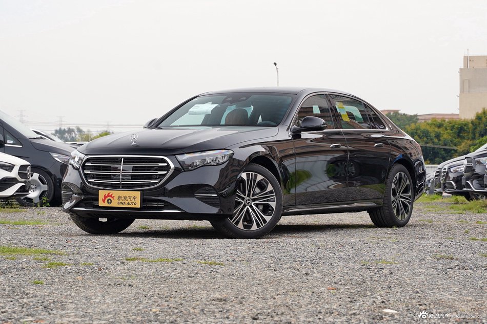 2025款奔驰E级改款 E 300 L 豪华型