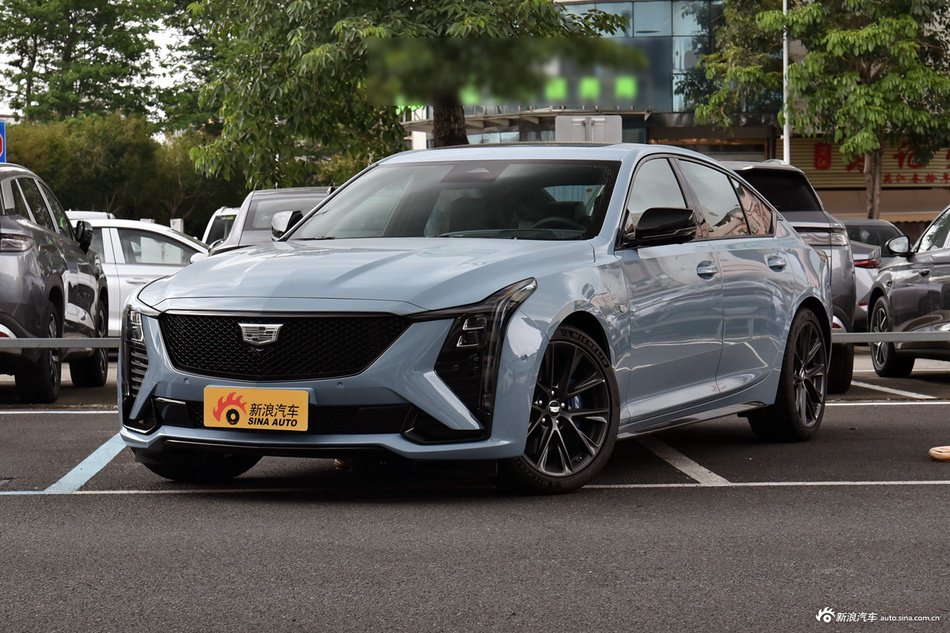 2025款凯迪拉克CT5 28T 赛道性能版