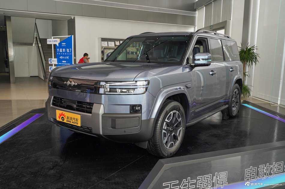 2025款方程豹钛7 135KM两驱Pro版