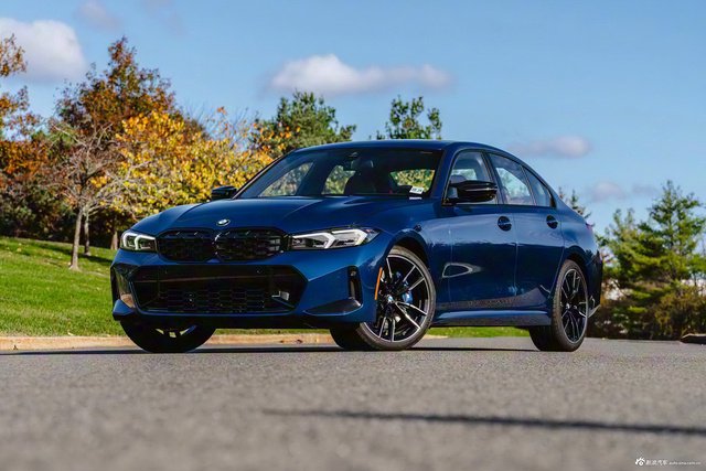 2026款宝马3系（进口） M340i <em>xDrive</em> 50 Jahre Edition 官图
