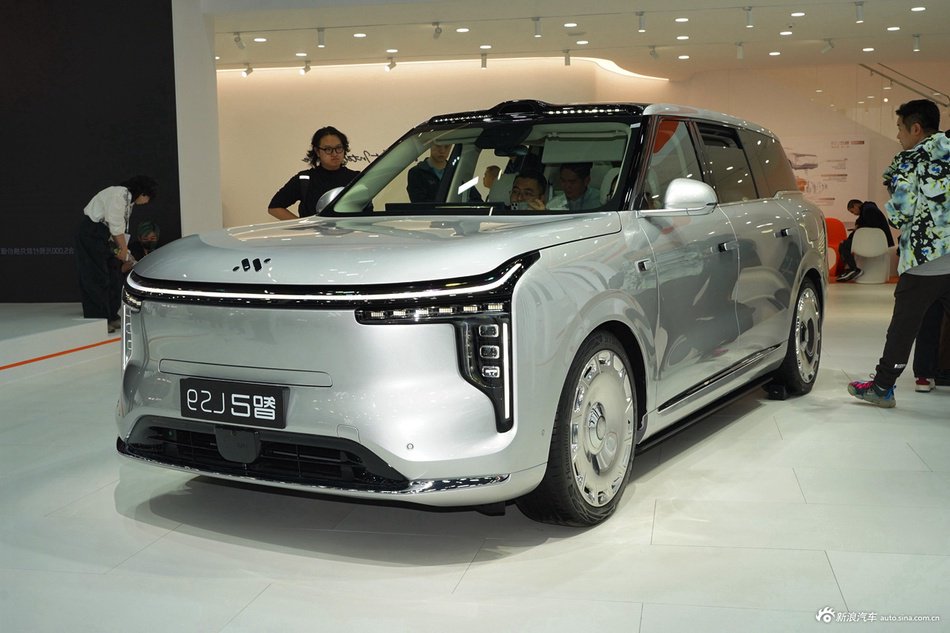 2025广州车展实拍：智己LS9