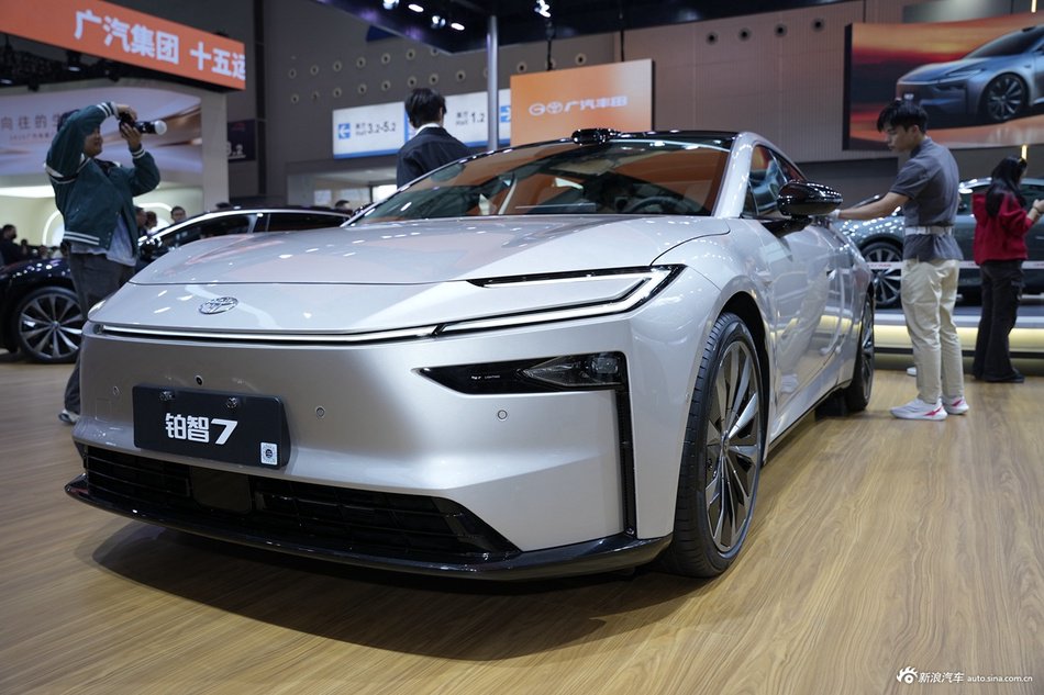 2025广州车展实拍：铂智7