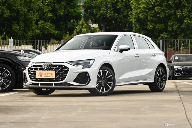 2026款奥迪A3 Sportback 35T<em>FS</em><em>I</em> 飞驰悦享型