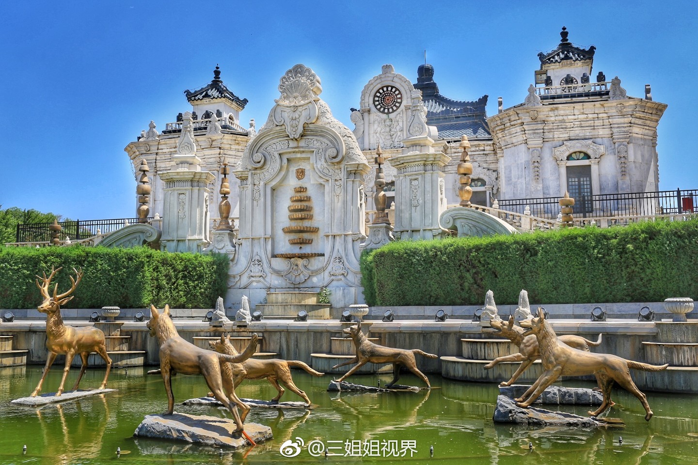 中信国安第一城,复原了明清时期紫禁城的城垣