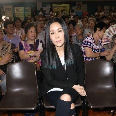 那英和富豪老公生活照曝光 她深居简出 相夫教子 老公