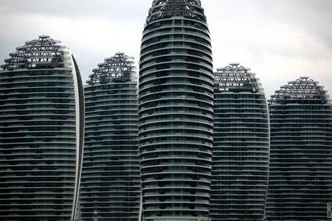 三亚河入海处 疍家渔船挂黑旗 你知道这是啥意思不？