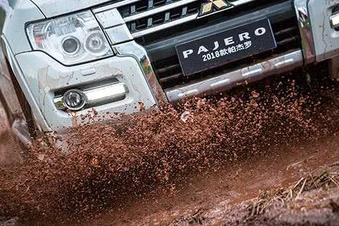 不买霸道就选它，配3.0L＋全时四驱，终端价为30万，普拉多慌了