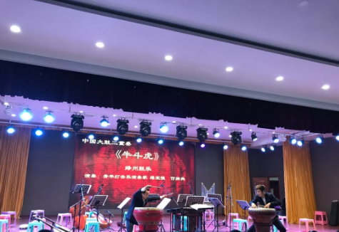 河南民族乐团经典国乐进课堂走进开封市二师