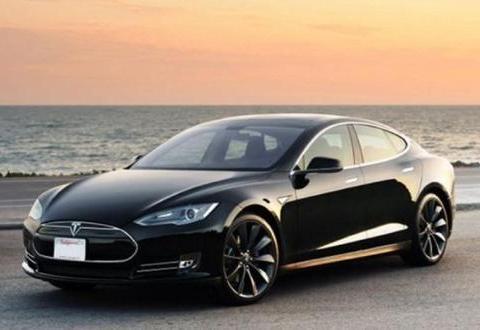 奔驰宣战特斯拉 拟推出纯电动车 EQS 对标 Model S